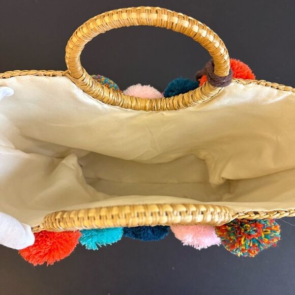Boho Straw Tote Bag with Colorful Pom-Poms – So Fun & Perfect for Summer! - Picture 4 of 6